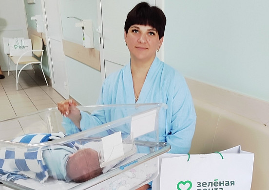 В семье Комиссаровых из Комсомольска родился шестой ребенок